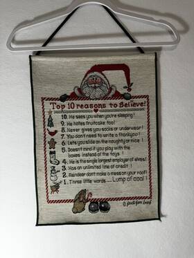 Manual Woodworkers & Weavers Inc. 725734408914 Top 10 Reasons To Believe In Santa Christmas Tapestry Bannerette Wall Hanging