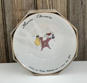 Merry Brite 050428023730 4 Christmas Soup Bowls - Tree Santa Reindeer And Gift New
