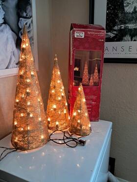 Merry Brite 050428113127 3 Lighted Cone Trees 2007 24 18 And 12 Inch Christmas Accents
