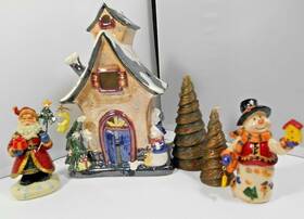 245503 Merry Brite Christmas Candle Gift Set 5 Piece Snow Village Sculpted 2003 Santa