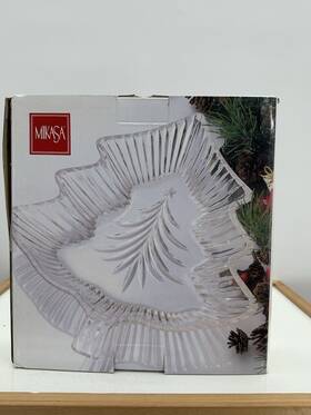 Mikasa 641265258074 Large Clear Cut Glass Holiday Evergreen Tree Bowl 14 Inch Christmas Dish New