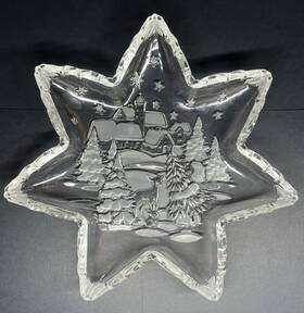 Mikasa 839/912 Star Server Dish 12.5 Inch Etched Crystal Christmas Carol Made In Germany