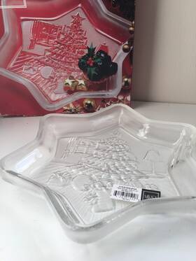 Mikasa 950/210 Crystal Tree Sweet Dish Christmas Star 9.25 Inch New In Box
