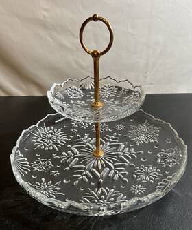 Mikasa 960/344 Crystal Glass Christmas 2-tier Tidbit Serving Tray Snowflake Vgc
