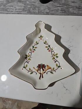 Fk025 Mikasa Holiday Elegance Fine Porcelain Christmas Tree Candy Dish