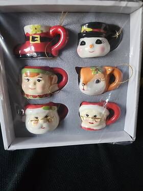 Mr. Christmas 051053188566 Nostalgic Mini Mugs 1.5 Inch Ceramic Ornaments Set 6 Nib 2021 Or 2022