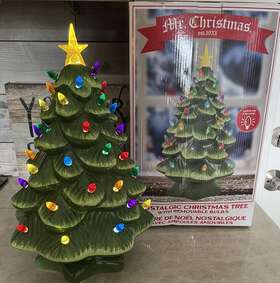 Mr Christmas 051053193379 Nostalgic Ceramic 14 Inch Tree With Diy Bulbs Pre-owned In Box