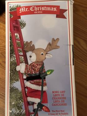 37227 Mr. Christmas 40 Inch Super Climbing Reindeer. New