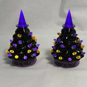 99606 Mr. Christmas Ceramic Light Up Halloween Decor Mini Purple Black Tree 5.5 Inch Lot 2