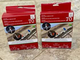 New Traditions 681884136643 Light Clips/ Holders For Outdoor Use 70 Ct Nib Christmas Roof Clips 2 Packs