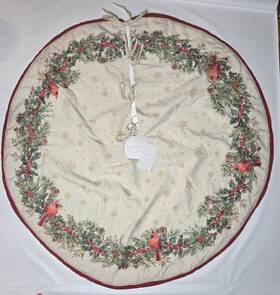 N0ne Nicole Miller 52 Inch Cardinals Beaded And Printed Tree Skirt Christmas Holly Holiday