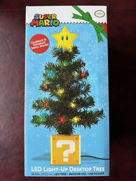Nintendo 810044400038 Super Mario Bros Star Led Light Up 10 Inch Desktop Christmas Tree New