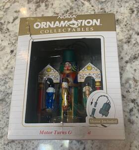 Noma 028208823238 Vintage 1989 Ornamotion Motorized Nutchacker Christmas Ornament In Box