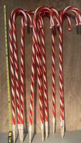 35167263 Northlight Set Of 10 Red And White Candy Cane Christmas Pathway Markers 32 Inch