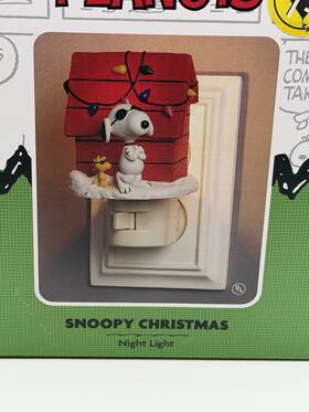 Peanuts Snoopy 089945717273 Christmas Night Light New In Box Red House 75 Years
