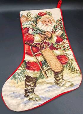 10739 Peking Handicraft Vintage Needlepoint Christmas Santa Sleigh/toys Stocking 1991