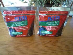 Peters Plant Food 071121211750 2 Resealable Packages Christmas Tree And Cut Flowers Preservative Prolong
