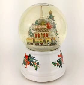Pfaltzgraff 025398417117 Inch Christmas Heritage Musical Snow Globe Plays Deck The Halls 2000