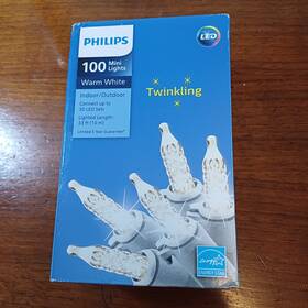 637986-278 Philips 100 Led Warm White Twinkling Faceted Mini Christmas Lights