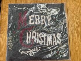 4467456 Pottery Barn Merry Christmas Embroidered Pillow Cover Only 20 Inch X20 New