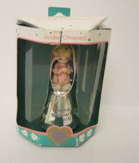 891614 Precious Moments 2000 Moment Inch May Your Christmas Be Delightful Girl Tangled Lights
