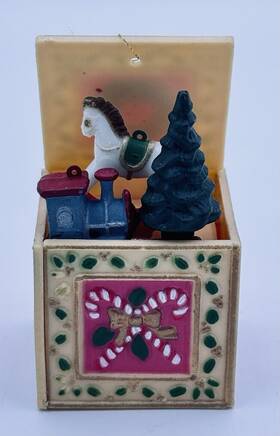 94-015 Promotional Import Corp Vintage Christmas Tree Ornament Toy Box Traditional Holiday Decorations