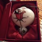 Qwa Art Ne Bed Of Roses Bride Groom Ornament By