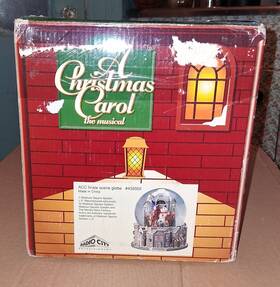 Radio City 803025579601 Rare A Christmas Carol Musical Snow Globe