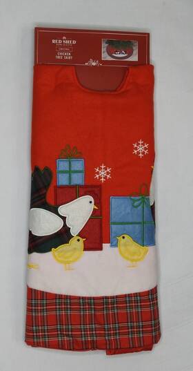 1636654 Red Shed New 48 Inch Christmas Tree Skirt Emblished Chicken Chicks Plaid Felt