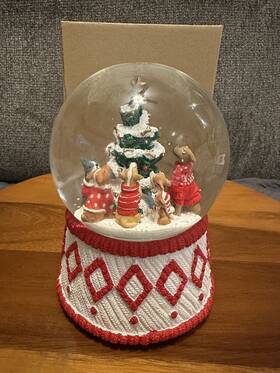 132510 Roman Dogs Around The Christmas Tree Musical Glitterdome O Puppies Snow