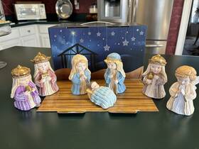 137120 Roman Christmas Pageant Children Nativity Set 7 Pieces Store Display