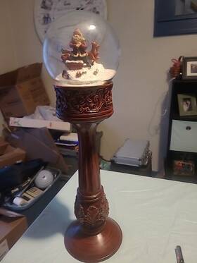 Roman Inc. 089945321807 Musical Snow Globe Pedestal 2007 Plays White Christmas