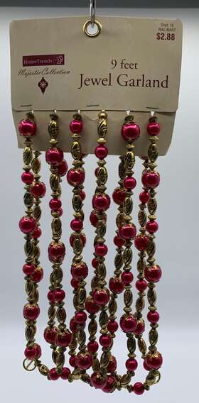 Roses And Mistletoe 060838105945 Vintage 9 Ft Gold Fuschia Pink Shiny Beaded Christmas Garland Set Of 2