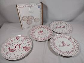 40034330 Royal Doulton 4 Ellen Degeneres Ed Holiday 8.3 Inch Plates Christmas Red And White Tab