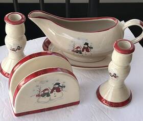 835980 Royal Seasons 5 Piece Stoneware Christmas Snowmen Holiday Vintage Accessory Set