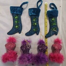 Rubies 082686083638 3 High Heel Christmas Ornament And 4 Female Bust Feather Dress Ornaments