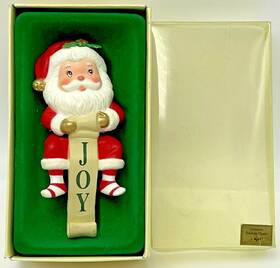 4460 Russ Vintage Christmas Stocking Hanger Holder Santa Claus Joy Hong Kong Plastic