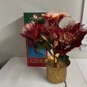 Sadler 086131415104 Kurt S Adler Santas World Christmas Fiber Optic Poinsettia Plant 15 Inch With Box