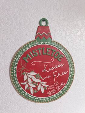 Seasonal Expression 681129038534 14 Inches Christmas Ornament Mistletoe Kisses Free Fresh Cut Holiday Greens