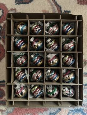 Shiny Brite 026301888963 New Radko Christmas Confetti 1.25 Inch Shapes And Rounds Set Of 20