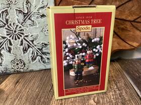 Spode 749151667730 New-unused Christmas Tree Nutcracker 4.5 Inches Salt And Pepper #508