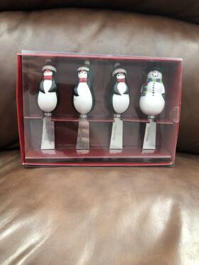St. Nicholas Square 400888509211 Jolly Friends Set Of 4 Christmas Spreaders Snowman Penguins