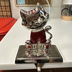 St Nicholas Square 708820769410 Christmas Stocking Holder Cat Polished Silver Color W Red-rare Used No Box 6 Inch