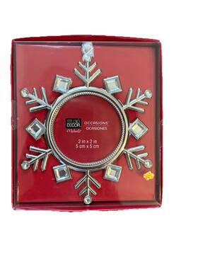Studio Decor Michaels 886946101014 2 Inch X 2012 Christmas Snowflake Picture Frame Ornament
