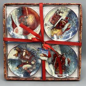 Susan Winget 725734464521 Enchanted Santa Mini Plates Set 4 Christmas Snack Bowls Decor 4.5 Inch