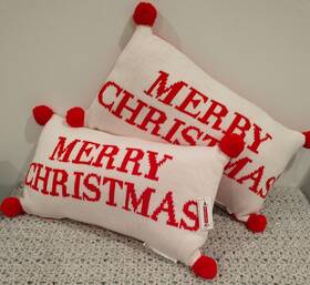 Target 710345309992 Set Of 2 Throw Pillows Merry Christmas White Red 10 Inch X 18 New