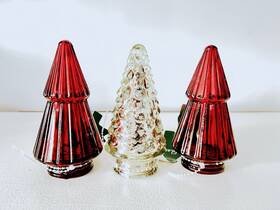 Target Bullseye 684509202471 Playground Christmas 2023 Set Of 3 Glass Trees 2 Red 1 Mercury