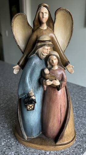 Tii Collections 666810706435 Baby Jesus Mary Joseph Nativity Scene Resin Wood Effect 10 Inch Christmas Figurine