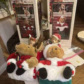 195066 Traditions Pair Of Vtg Teddy Bear Reindeer Plush Christmas Stocking Holder Hanger Set Euc