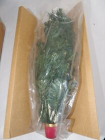 F203831 Vintage 1996 Avon Christmas Is Coming Musical Advent Tree Never Used